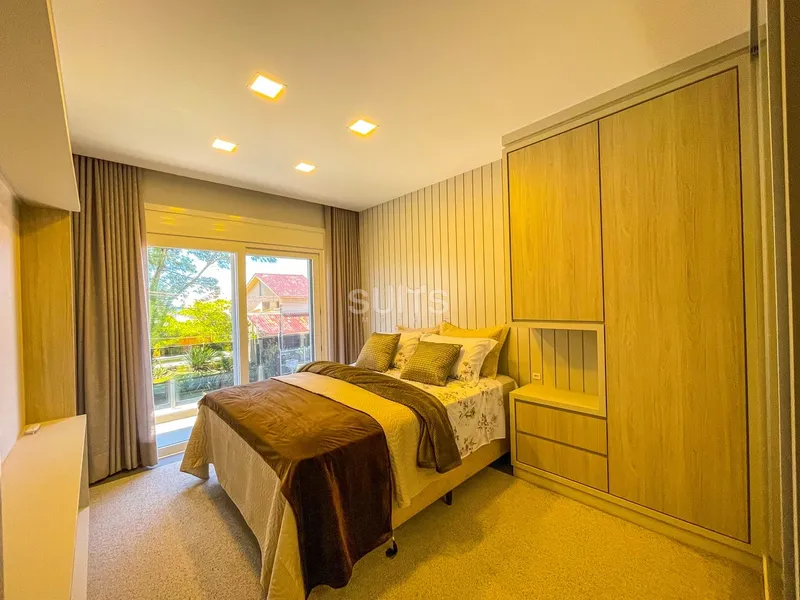 Mansão única com vista para o mar na praia de Atlântida: 36ª foto da galeria de imagens do imóvel