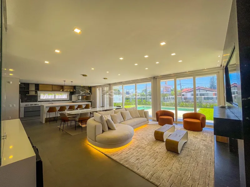 Mansão única com vista para o mar na praia de Atlântida: 8ª foto da galeria de imagens do imóvel