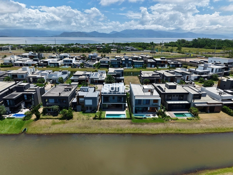 Excelente sobrado à venda no condomínio Capão Ilhas Resort: 2ª foto da galeria de imagens do imóvel