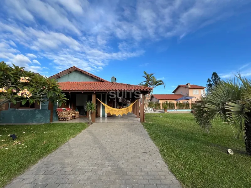 Casa com 02 terrenos na praia de Maristela: 2ª foto da galeria de imagens do imóvel