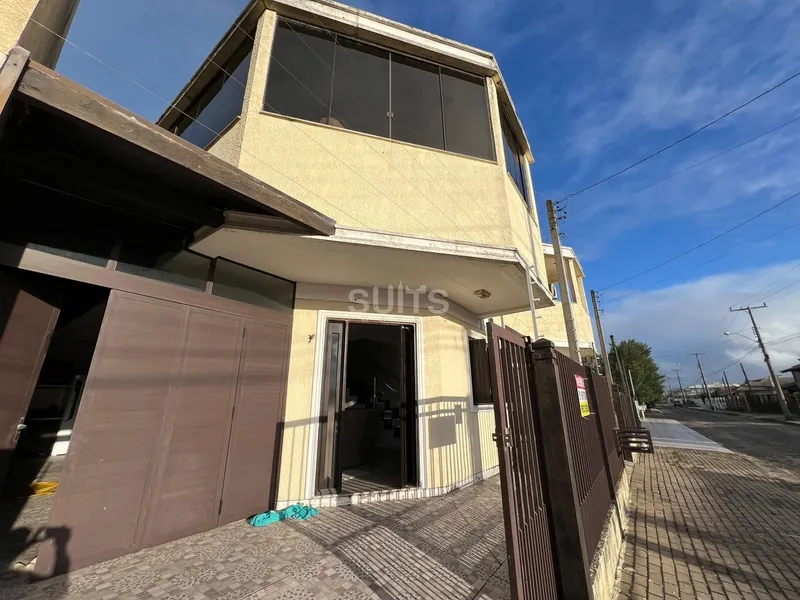 Duplex à venda, a uma quadra do mar!: 1ª foto da galeria de imagens do imóvel