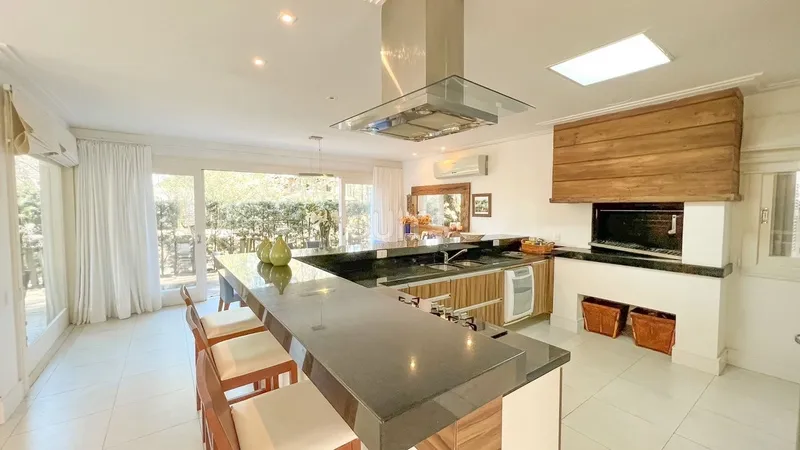 Ótimo sobrado à venda no condomínio Carmel em Atlântida: 11ª foto da galeria de imagens do imóvel