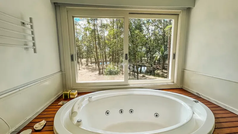 Ótimo sobrado à venda no condomínio Carmel em Atlântida: 22ª foto da galeria de imagens do imóvel