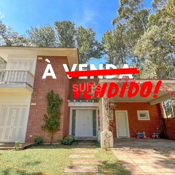 Ótimo sobrado à venda no condomínio Carmel em Atlântida: 1ª foto da galeria de imagens do imóvel