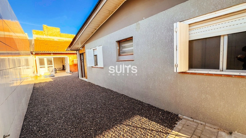 Casa com laje no centro de Xangri-Lá, amplo pátio e anexo nos fundos!: 30ª foto da galeria de imagens do imóvel