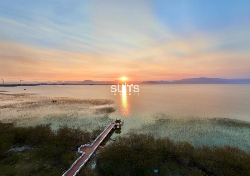 Excelente sobrado beira lago à venda no condomínio Capão Ilhas: 30ª foto da galeria de imagens do imóvel