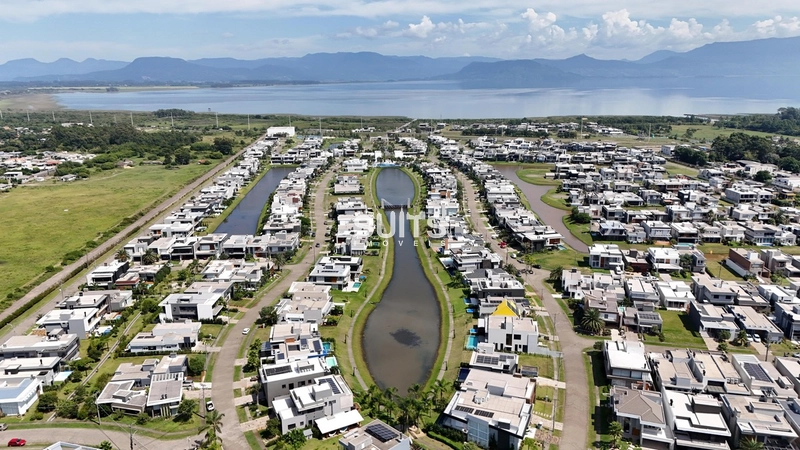 Excelente sobrado beira lago à venda no condomínio Capão Ilhas: 27ª foto da galeria de imagens do imóvel