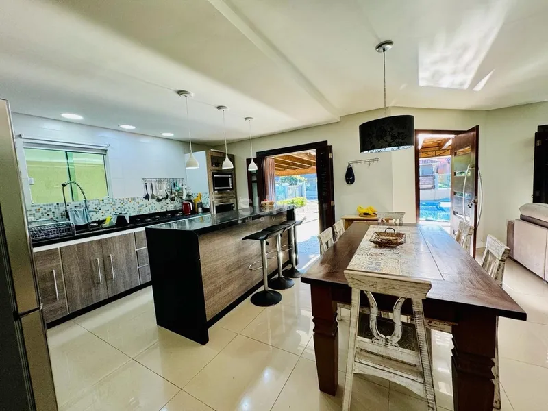 Sobrado com piscina mobiliado na praia de Xangri-Lá: 7ª foto da galeria de imagens do imóvel