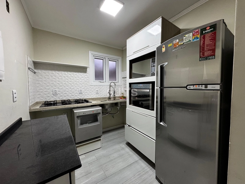 Excelente duplex à 01 quadra do mar no Centro de Xangri-Lá: 8ª foto da galeria de imagens do imóvel