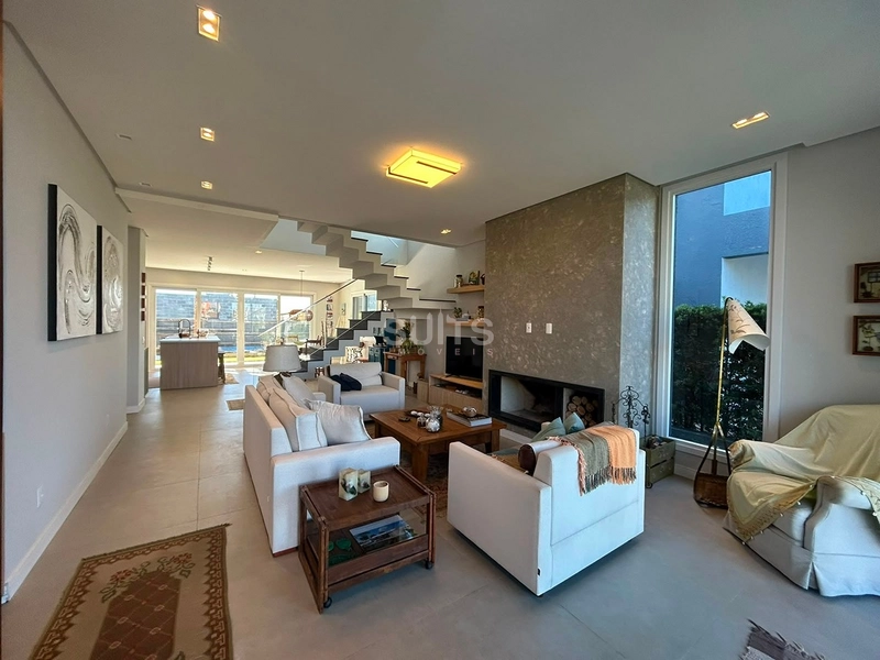 Excelente sobrado à venda no condomínio Acqualina : 2ª foto da galeria de imagens do imóvel