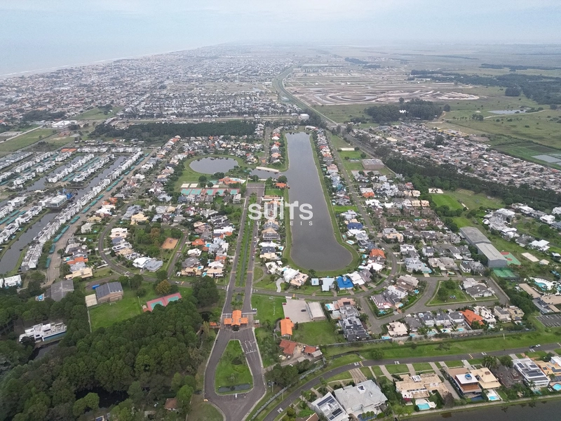Excelente sobrado à venda no condomínio Lagos Park: 8ª foto da galeria de imagens do imóvel