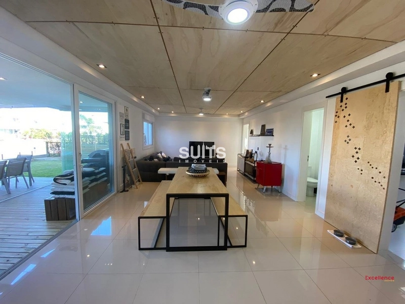 Apartamento giardino de esquina, beira lago e com vista para o clube: 4ª foto da galeria de imagens do imóvel