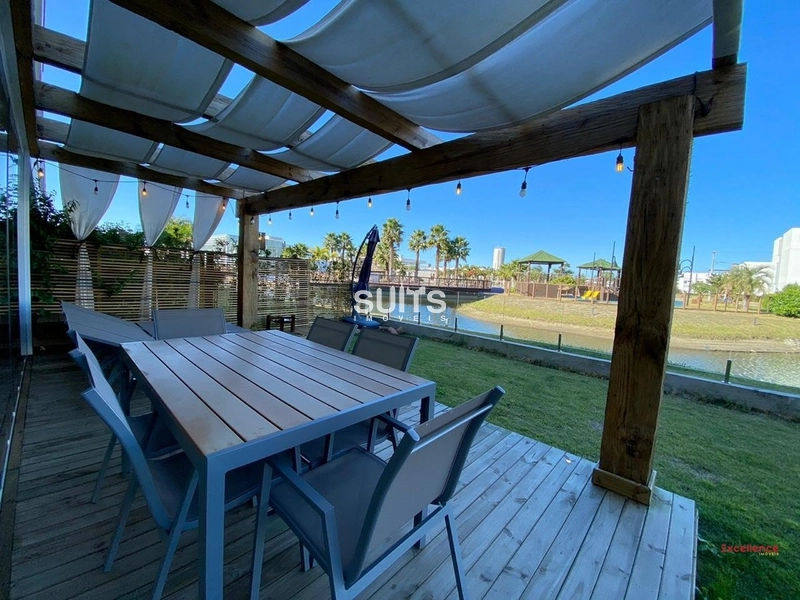 Apartamento giardino de esquina, beira lago e com vista para o clube: 20ª foto da galeria de imagens do imóvel