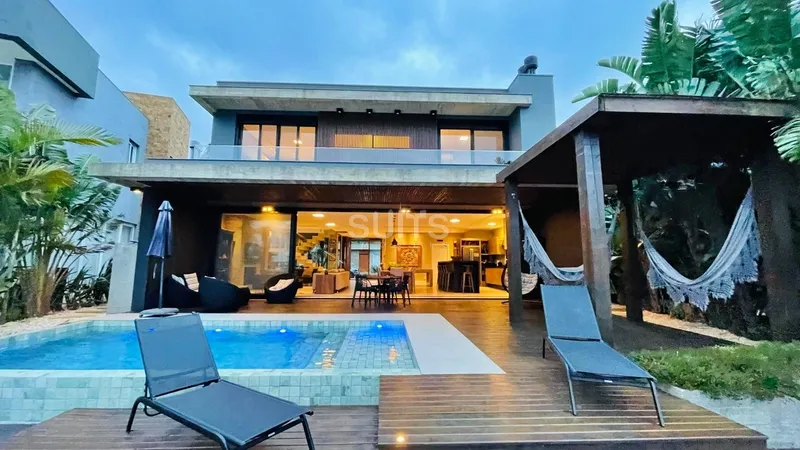 Incrível sobrado beira lago no condomínio Malibu: 18ª foto da galeria de imagens do imóvel