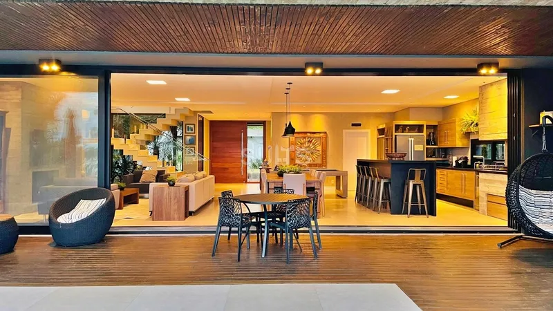 Incrível sobrado beira lago no condomínio Malibu: 14ª foto da galeria de imagens do imóvel