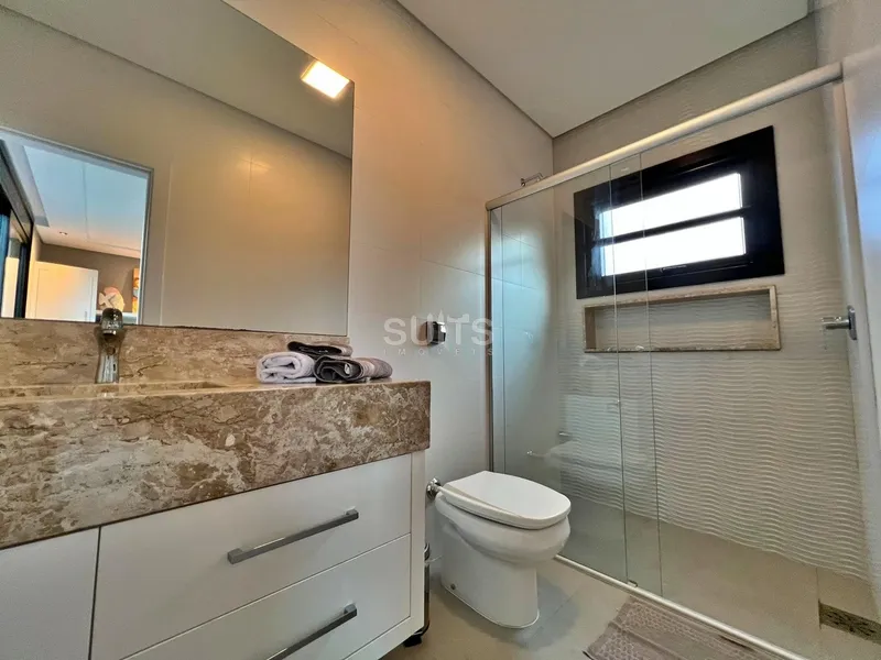 Incrível sobrado beira lago no condomínio Malibu: 23ª foto da galeria de imagens do imóvel