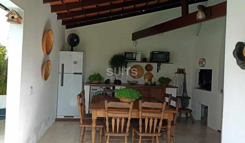 Excelente casa : 8ª foto da galeria de imagens do imóvel