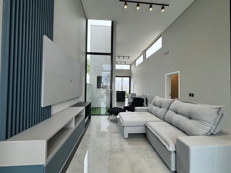 Linda casa térrea no condomínio Blue no centro de Xangri-Lá: 2ª foto da galeria de imagens do imóvel