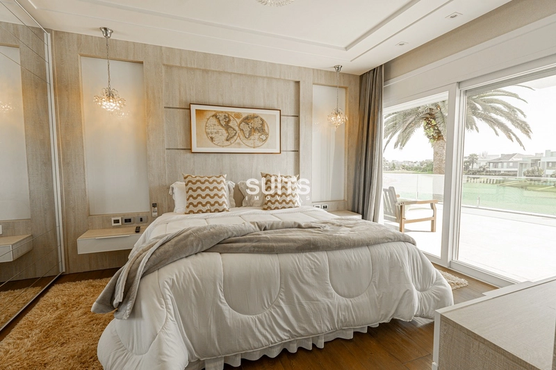 Mansão com 02 terrenos na beira do lago no condomínio Enseada: 41ª foto da galeria de imagens do imóvel