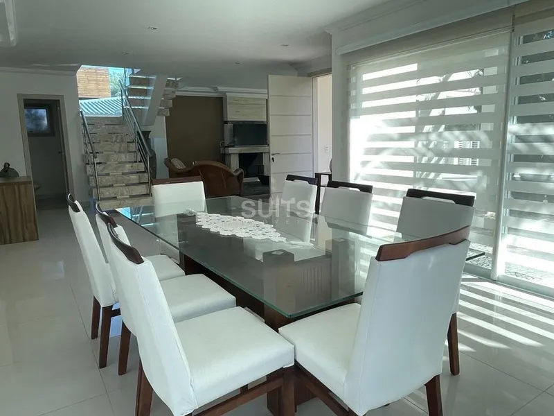 Excelente sobrado à 100m do mar na praia de Atlântida: 4ª foto da galeria de imagens do imóvel