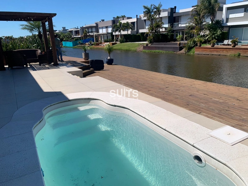 Excelente casa à venda no condomínio Malibu: 23ª foto da galeria de imagens do imóvel