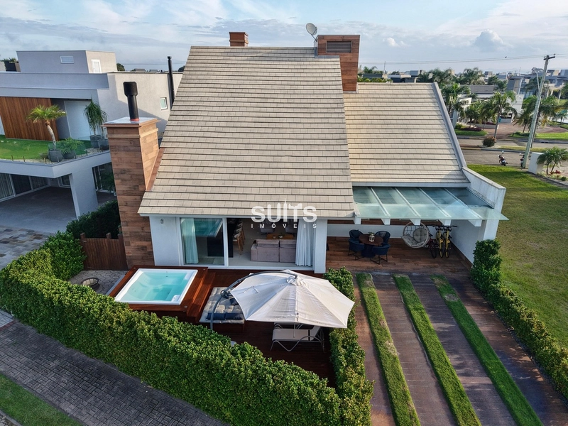 Excelente sobrado à venda no condomínio Sea Coast: 3ª foto da galeria de imagens do imóvel