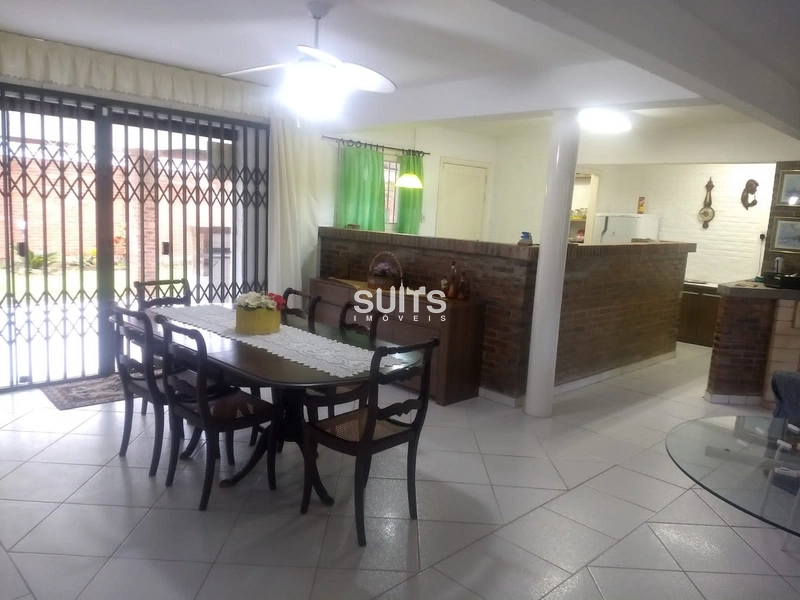 Belíssima casa em excelente localização na praia de Atlântida: 8ª foto da galeria de imagens do imóvel