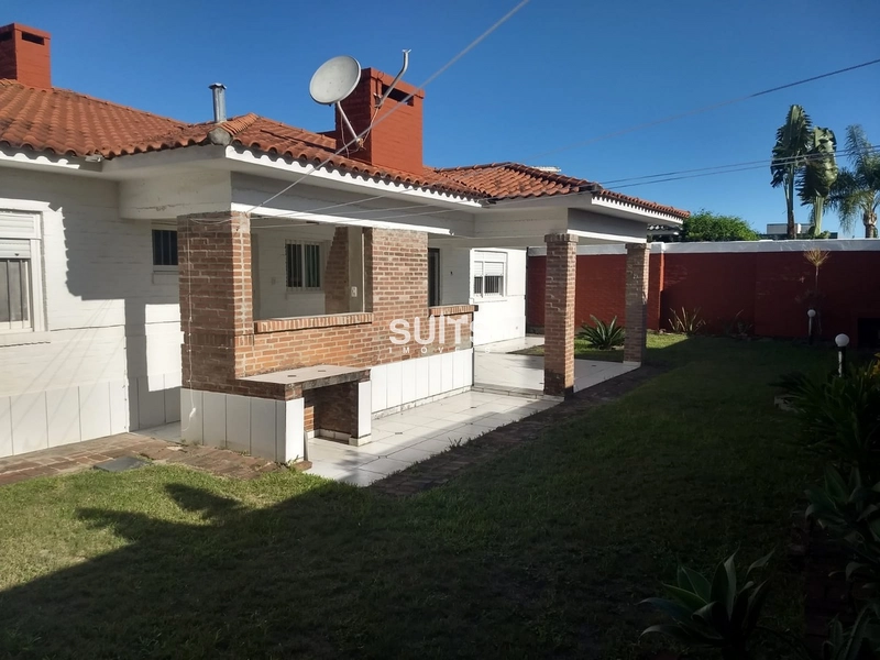 Belíssima casa em excelente localização na praia de Atlântida: 11ª foto da galeria de imagens do imóvel