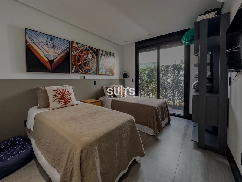 Excelente sobrado beira-lago no Condomínio Enseada: 25ª foto da galeria de imagens do imóvel