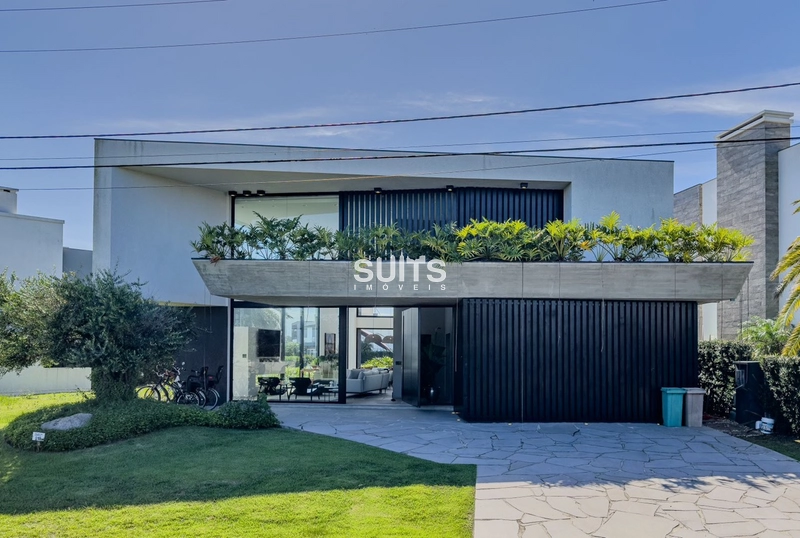 Excelente sobrado beira-lago no Condomínio Enseada: 30ª foto da galeria de imagens do imóvel