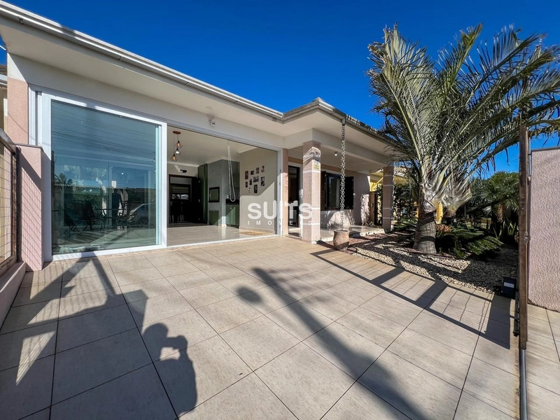 Excelente casa à venda na Noiva do Mar: 1ª foto da galeria de imagens do imóvel