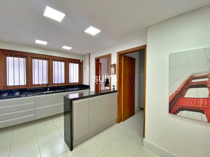 Sobrado à venda na praia de Rainha do Mar, a poucas quadras do mar!: 4ª foto da galeria de imagens do imóvel