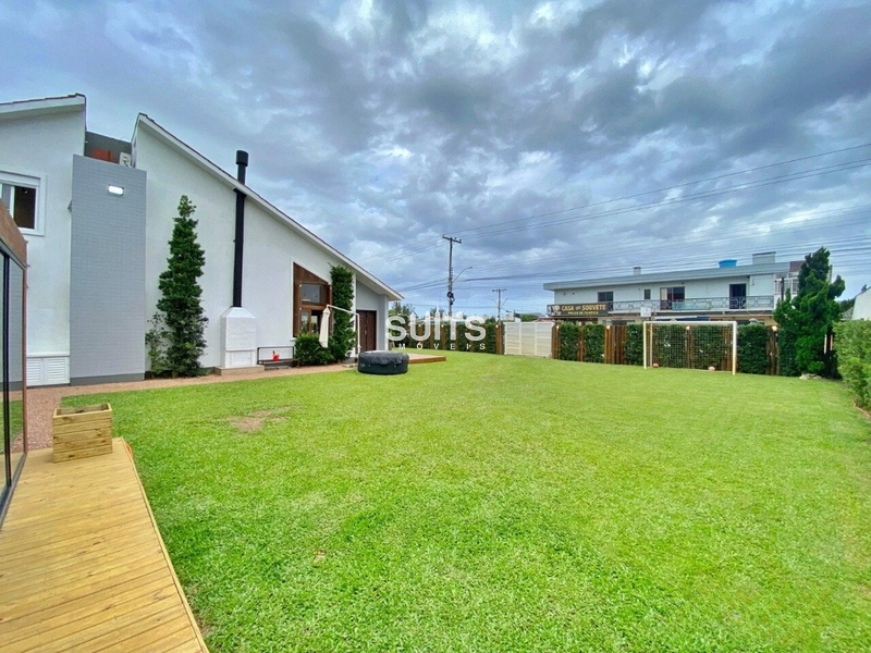 Sobrado à venda na praia de Rainha do Mar, a poucas quadras do mar!: 18ª foto da galeria de imagens do imóvel