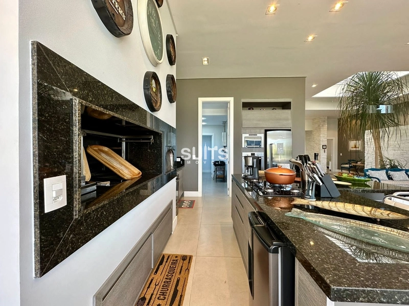 Excelente sobrado de esquina no condomínio Enseada: 21ª foto da galeria de imagens do imóvel