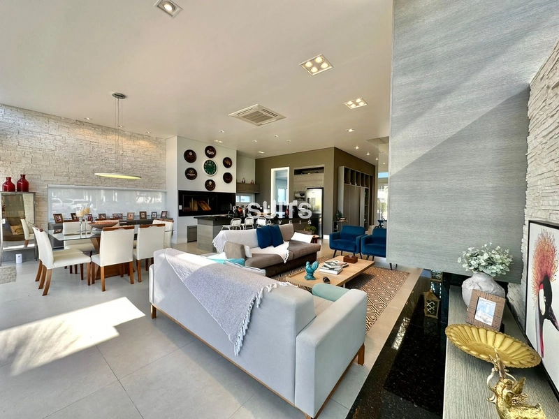 Excelente sobrado de esquina no condomínio Enseada: 31ª foto da galeria de imagens do imóvel