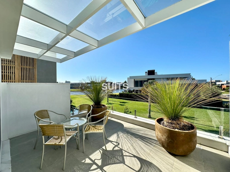 Excelente sobrado de esquina no condomínio Enseada: 45ª foto da galeria de imagens do imóvel