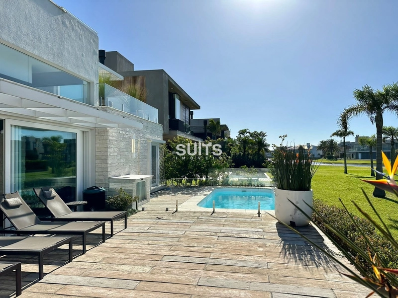 Excelente sobrado de esquina no condomínio Enseada: 29ª foto da galeria de imagens do imóvel