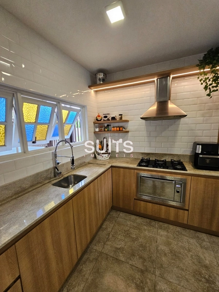 Excelente casa à poucos metros do mar no Centro da praia de Xangri-Lá: 3ª foto da galeria de imagens do imóvel