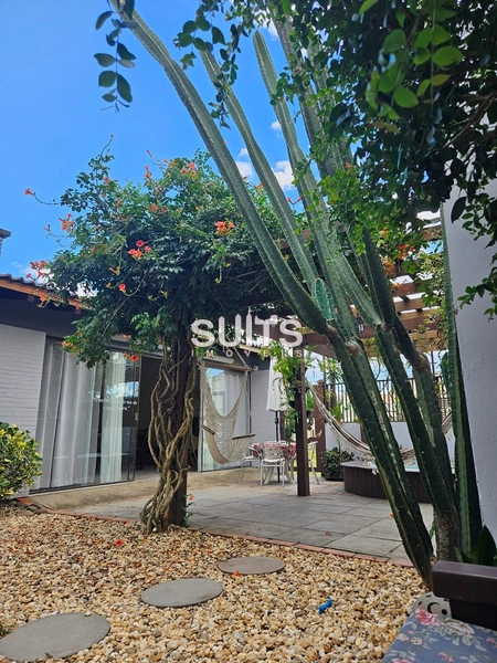 Excelente casa à poucos metros do mar no Centro da praia de Xangri-Lá: 15ª foto da galeria de imagens do imóvel