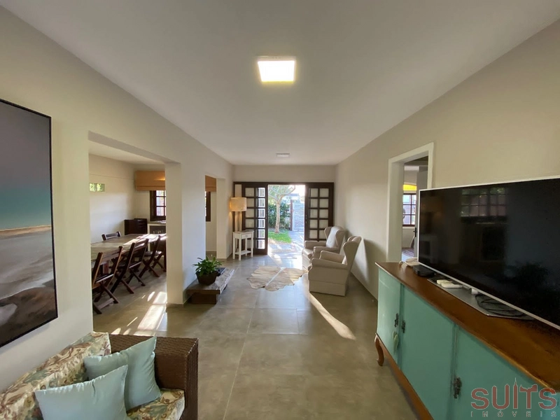 Excelente casa à poucos metros do mar no Centro da praia de Xangri-Lá: 11ª foto da galeria de imagens do imóvel