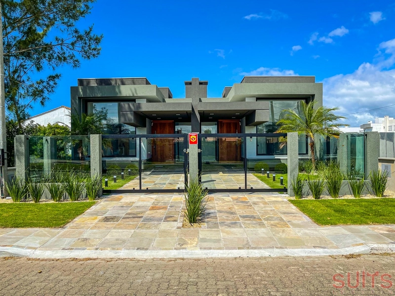 Linda casa geminada à venda na praia de Noiva do Mar em Xangri-Lá: 1ª foto da galeria de imagens do imóvel