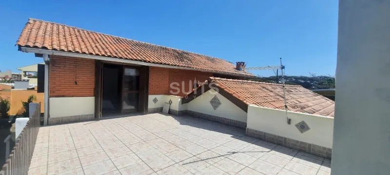 Ótimo sobrado a poucos metros do mar na praia de Rainha do Mar: 23ª foto da galeria de imagens do imóvel