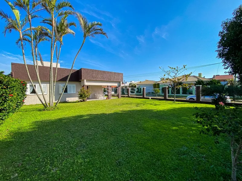 Ótima casa de esquina à venda na praia de Remanso: 1ª foto da galeria de imagens do imóvel