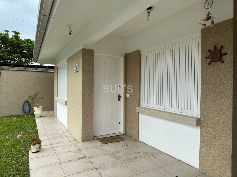 Excelente casa à venda no Centro de Xangri-lá: 5ª foto da galeria de imagens do imóvel