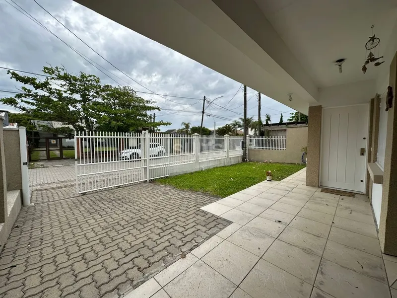 Excelente casa à venda no Centro de Xangri-lá: 6ª foto da galeria de imagens do imóvel