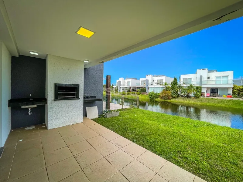 Excelente Sobrado no Condominio One em Atlântida: 14ª foto da galeria de imagens do imóvel