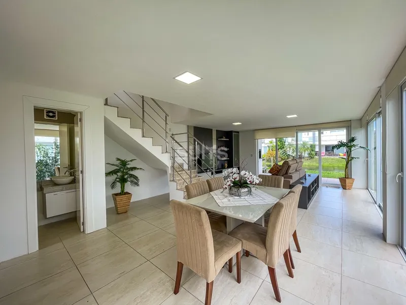 Excelente Sobrado no Condominio One em Atlântida: 3ª foto da galeria de imagens do imóvel