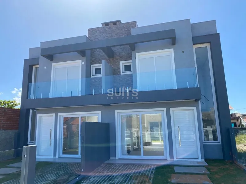 Excelente sobrado duplex na praia do Arpoador em Xangri-Lá: 1ª foto da galeria de imagens do imóvel