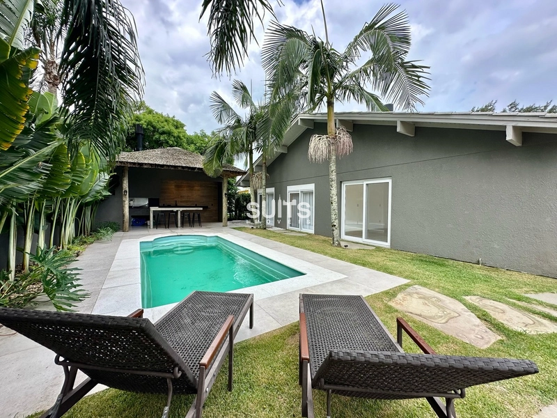 Excelente casa à venda em Atlântida: 3ª foto da galeria de imagens do imóvel