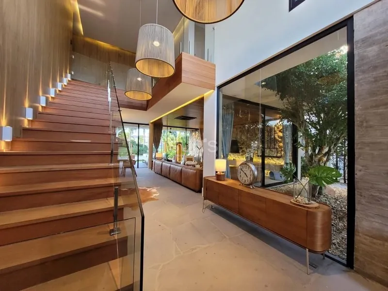Incrível mansão no condomínio Bosques de Atlântida: 3ª foto da galeria de imagens do imóvel